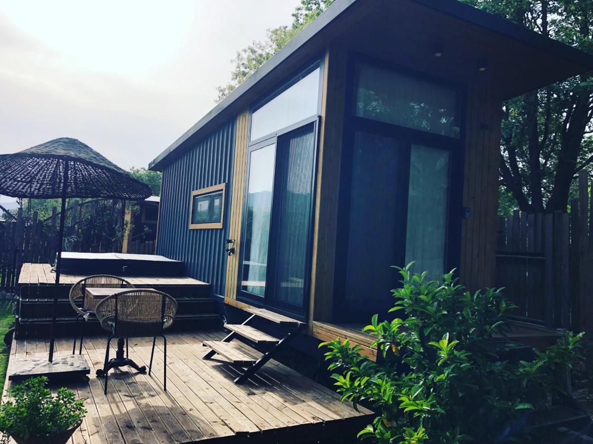 Готель Tiny House Kayakoey Kumquat Екстер'єр фото