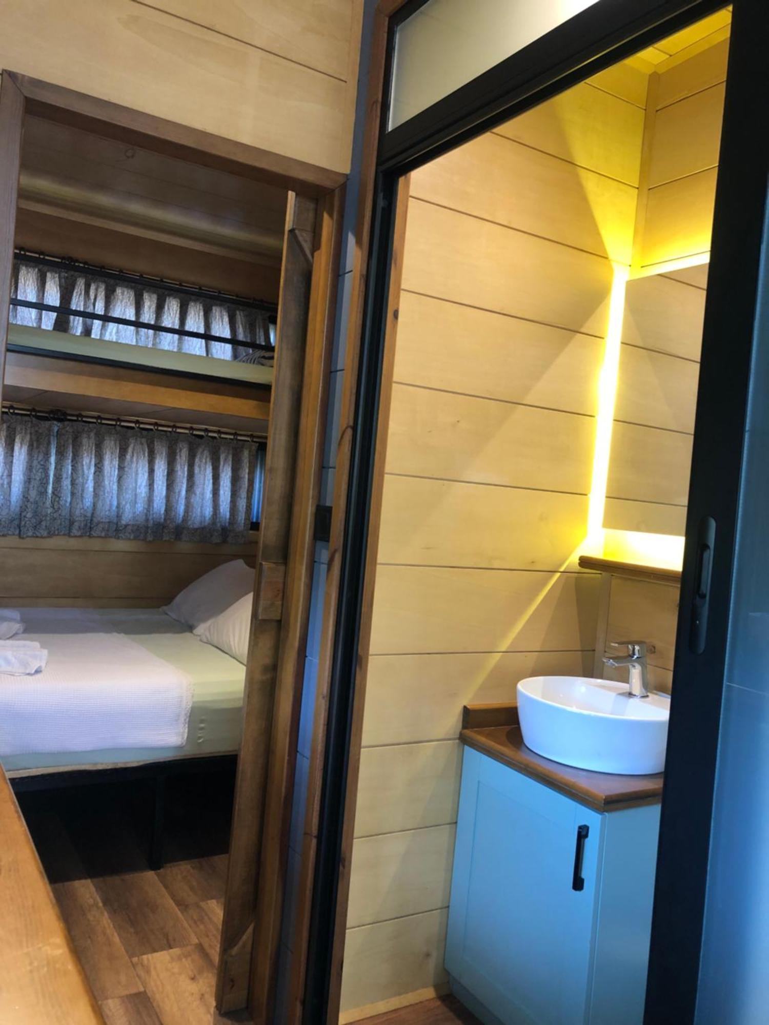 Готель Tiny House Kayakoey Kumquat Екстер'єр фото